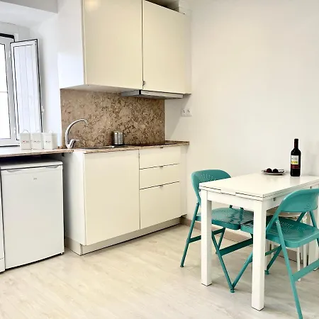 センター アルファマ