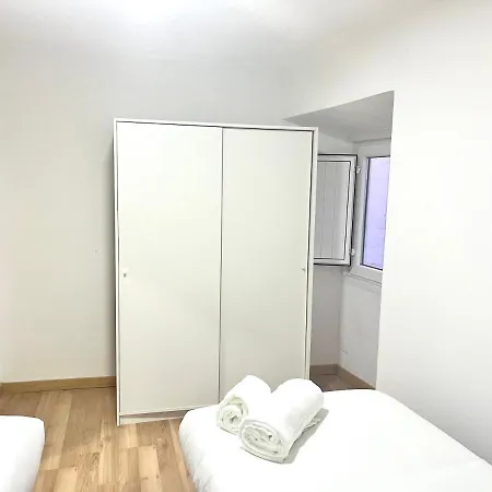 Center Alfama Apartment