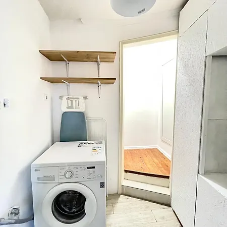 Apartment Center Alfama *