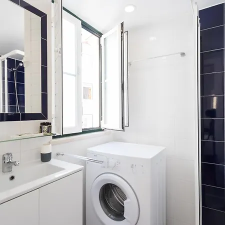 Apartment Center Alfama