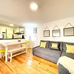 Center Alfama Apartment *